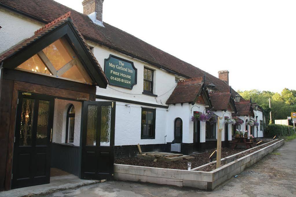 The May Garland Inn Hellingly Exterior foto