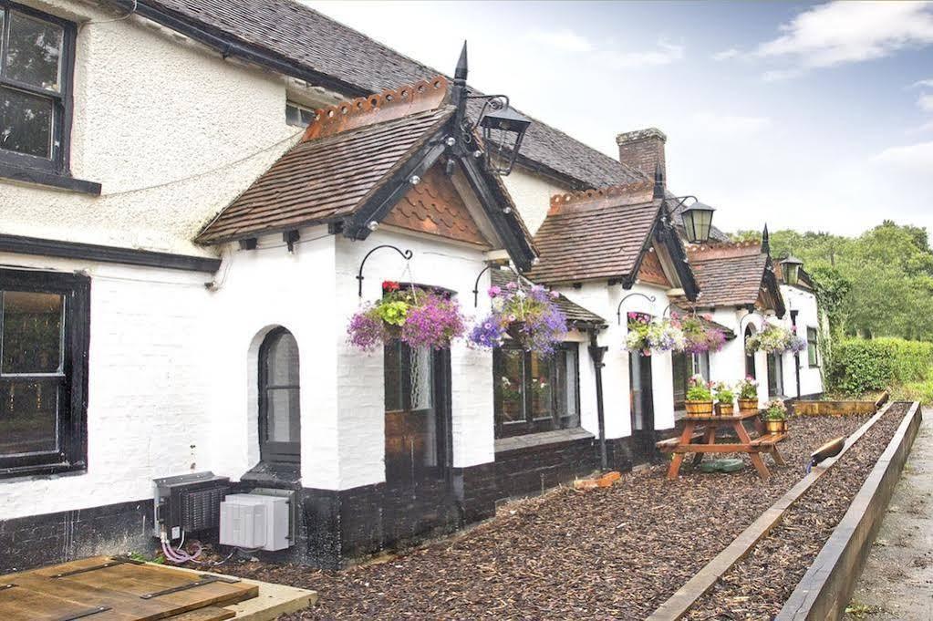 The May Garland Inn Hellingly Exterior foto